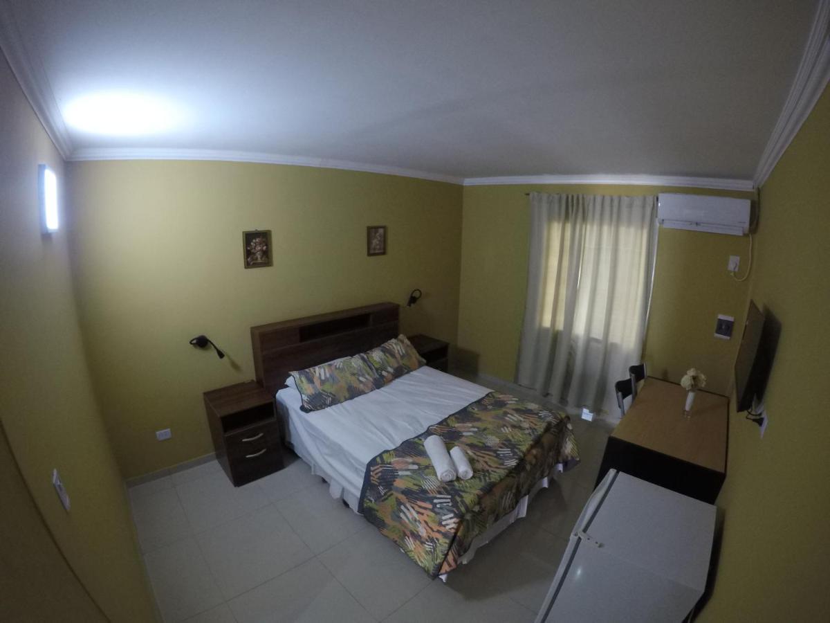 Hotel Del Centro Aimogasta Екстер'єр фото