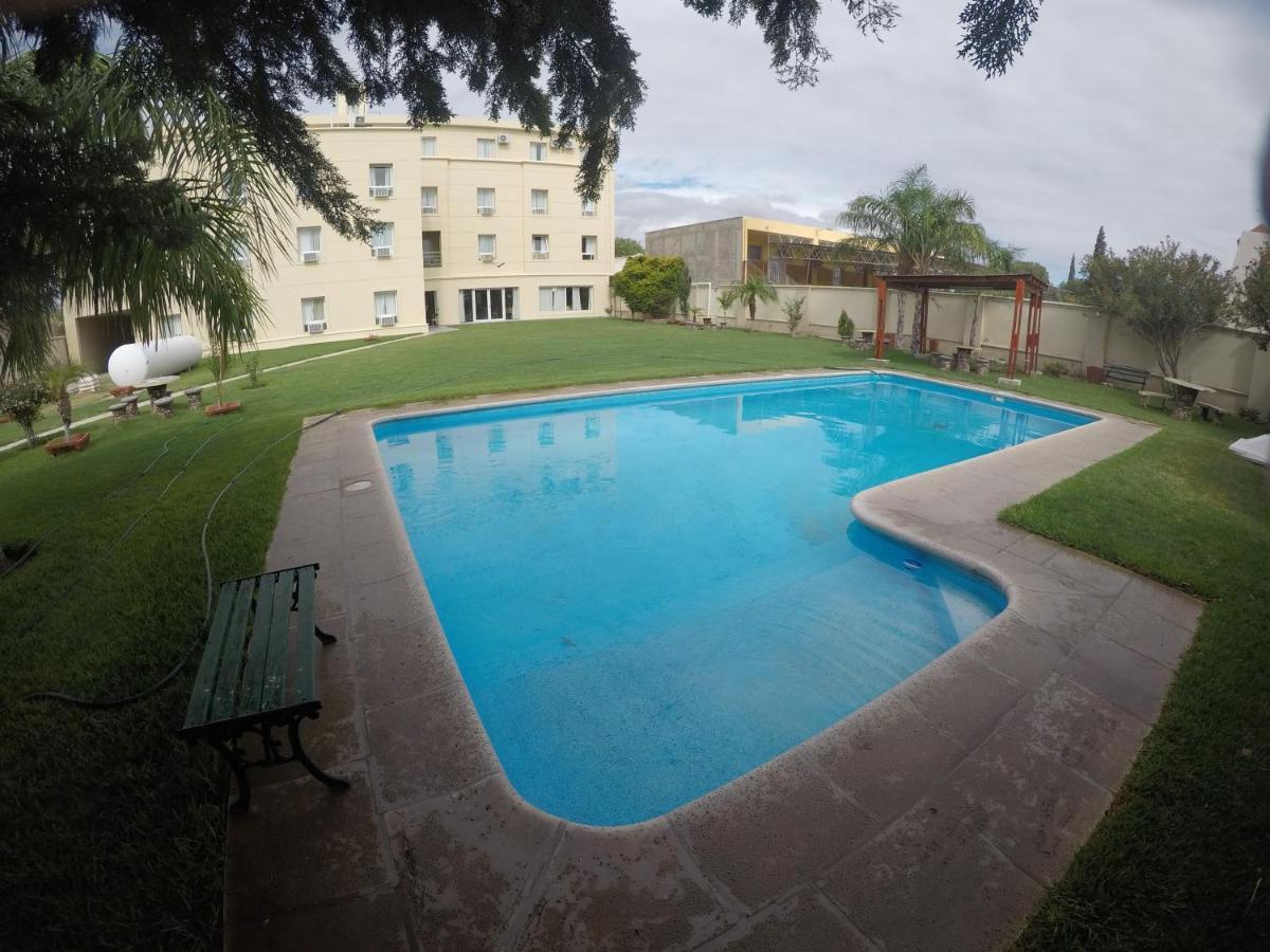 Hotel Del Centro Aimogasta Екстер'єр фото