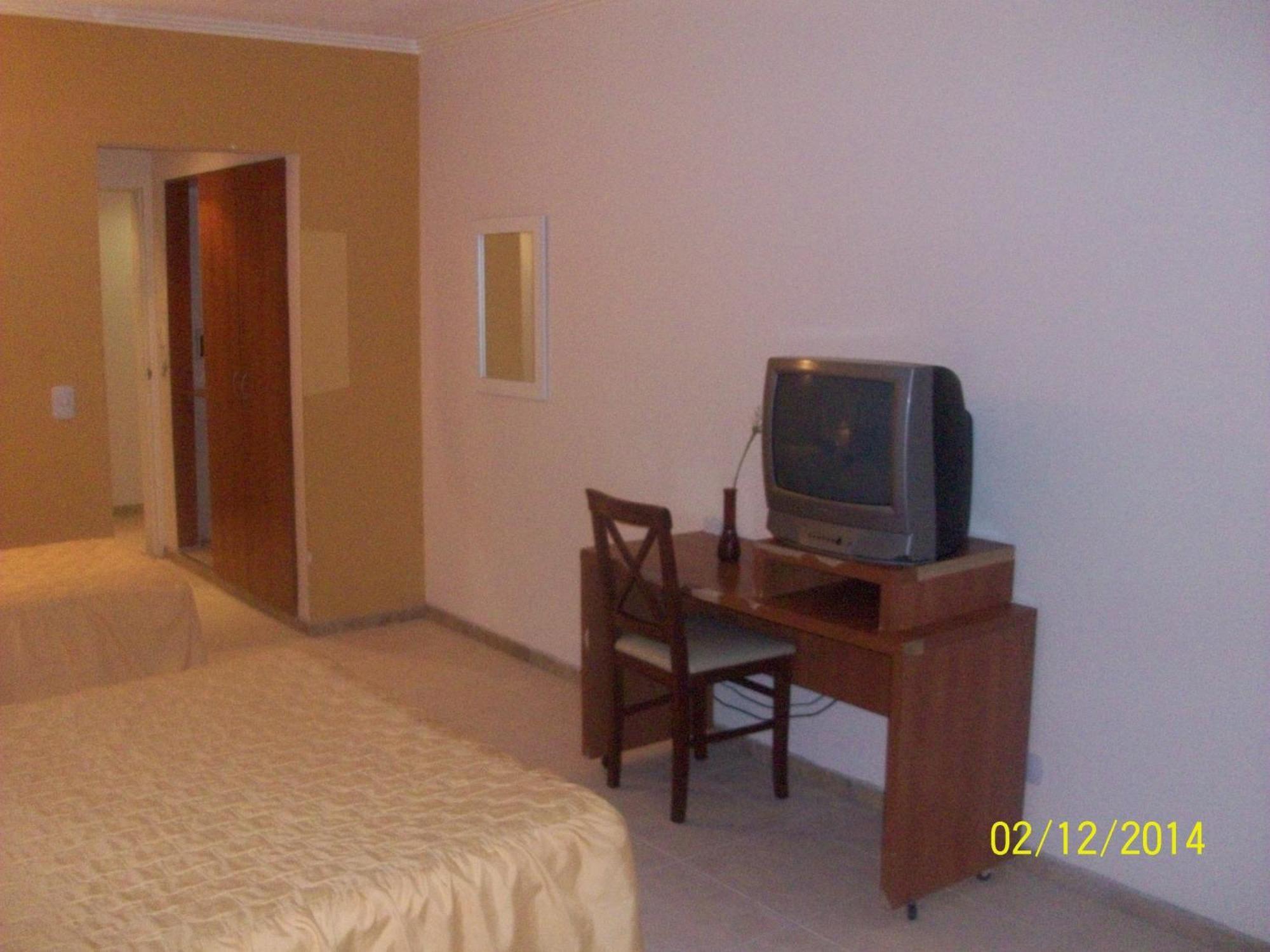 Hotel Del Centro Aimogasta Екстер'єр фото